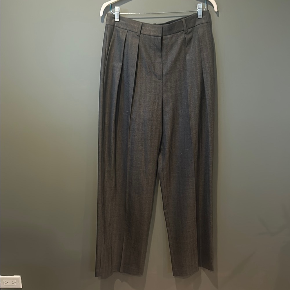 NWOT Theory Women’s Gray Pleated Wide Trousers - size 12